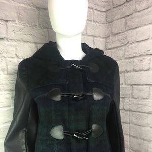Zara duffle plaid toggle coat    Size: Medium